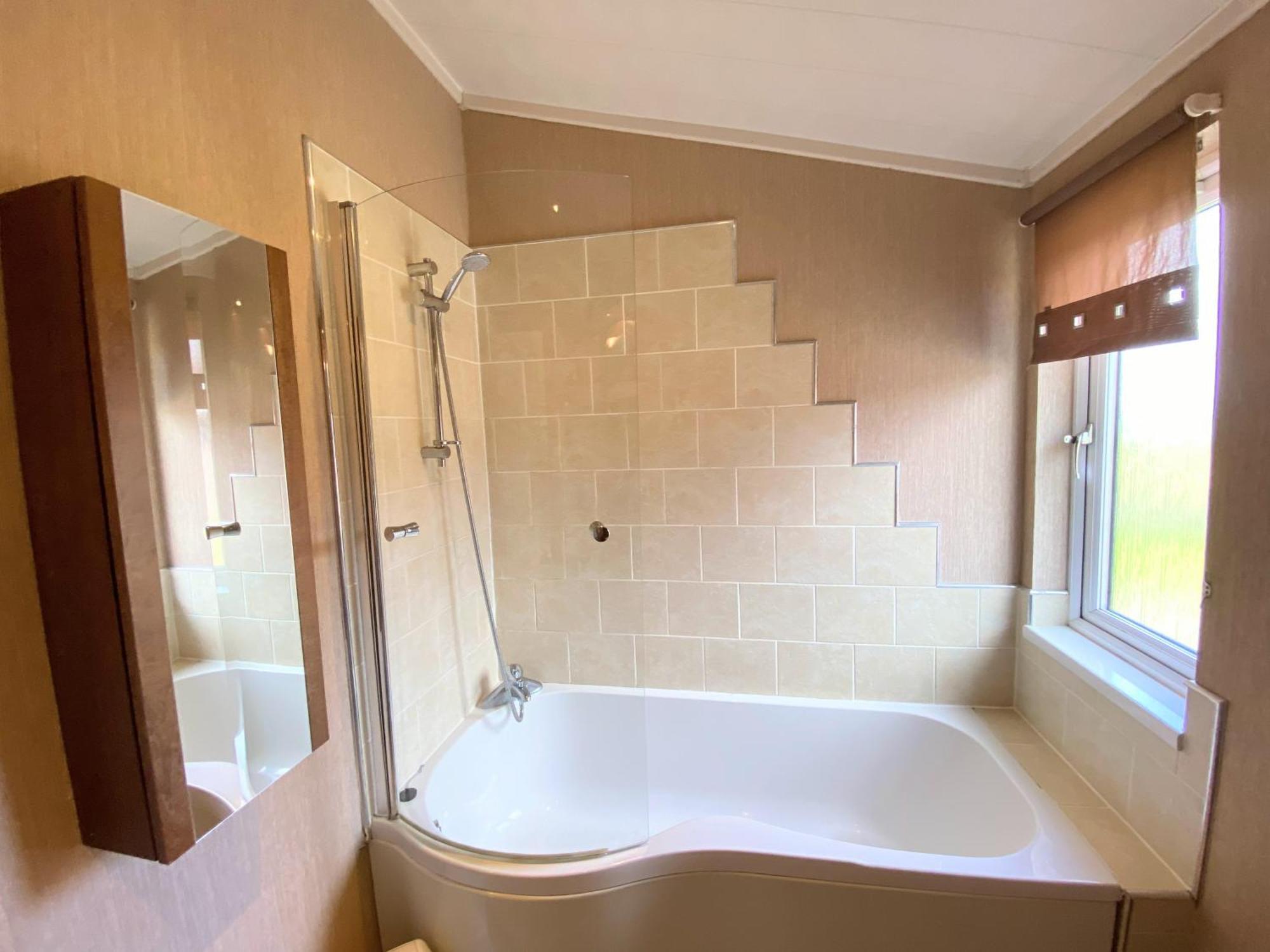 Benarty 11 With Private Hot Tub - Fife - Loch Leven - Lomond Hills - Pet Friendly Villa Kelty Exterior photo