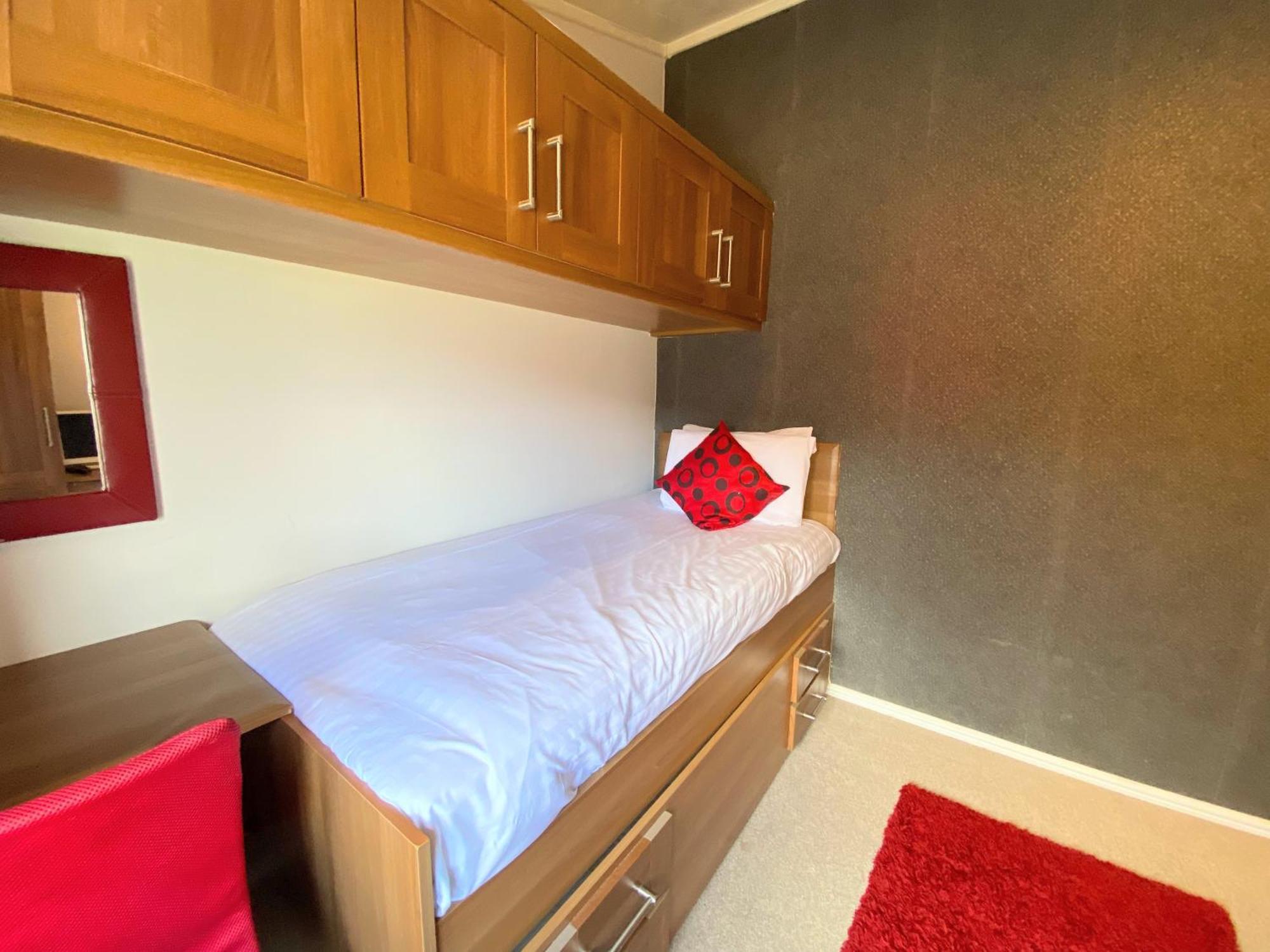 Benarty 11 With Private Hot Tub - Fife - Loch Leven - Lomond Hills - Pet Friendly Villa Kelty Exterior photo